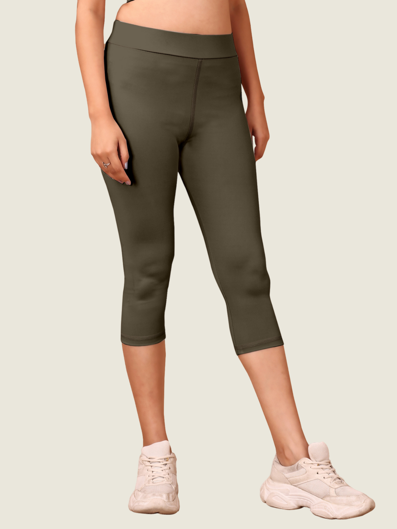 Core Crop 3/4 Leggings (Forest Green)