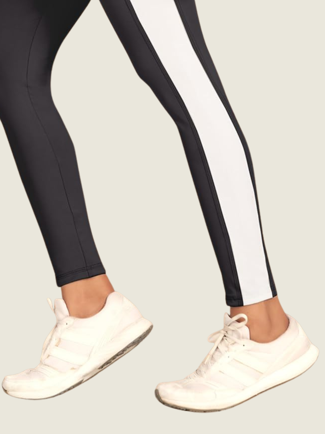 High-Rise Side Panel Yoga Tights – Classic Black