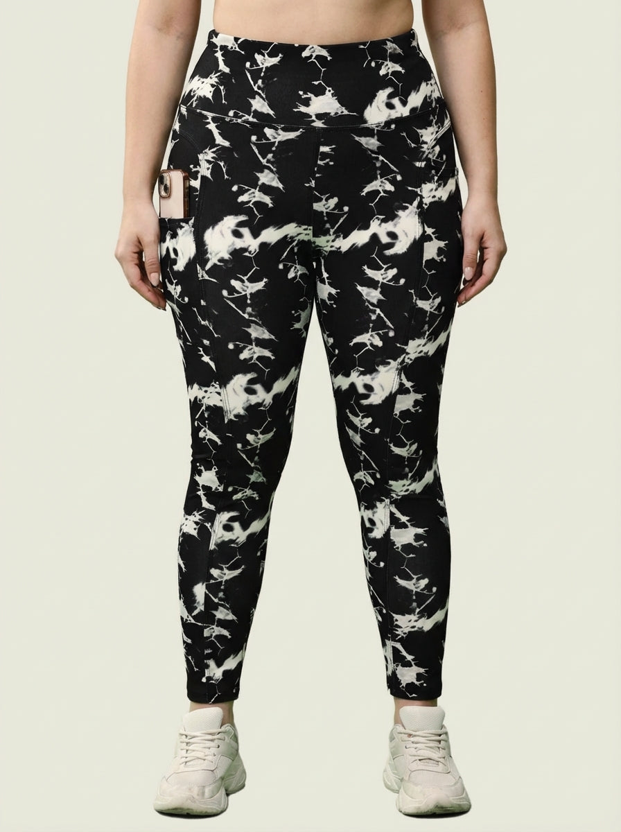 Onyx Pearl Printed Tights